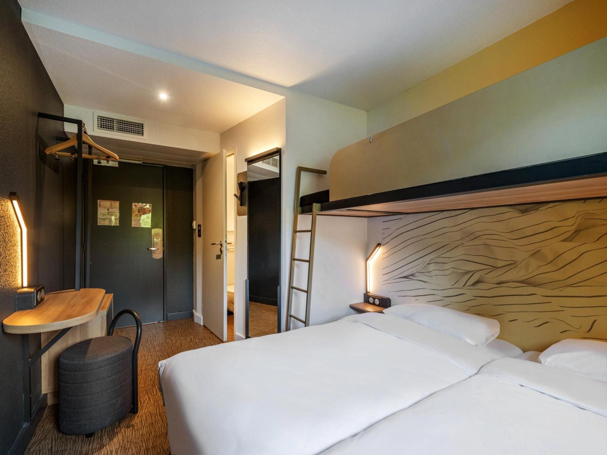 B&B Hotel Cholet Nord Eksteriør billede